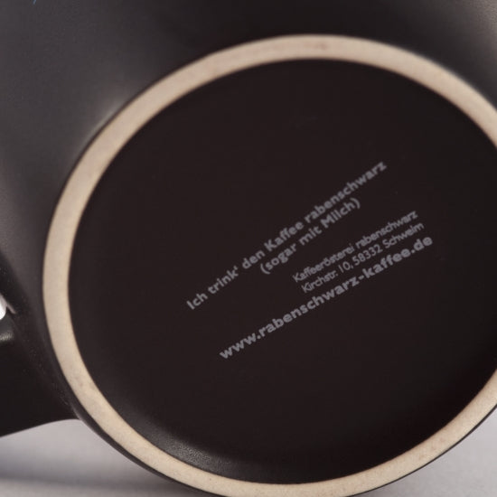 Kaffeebecher rabenschwarz